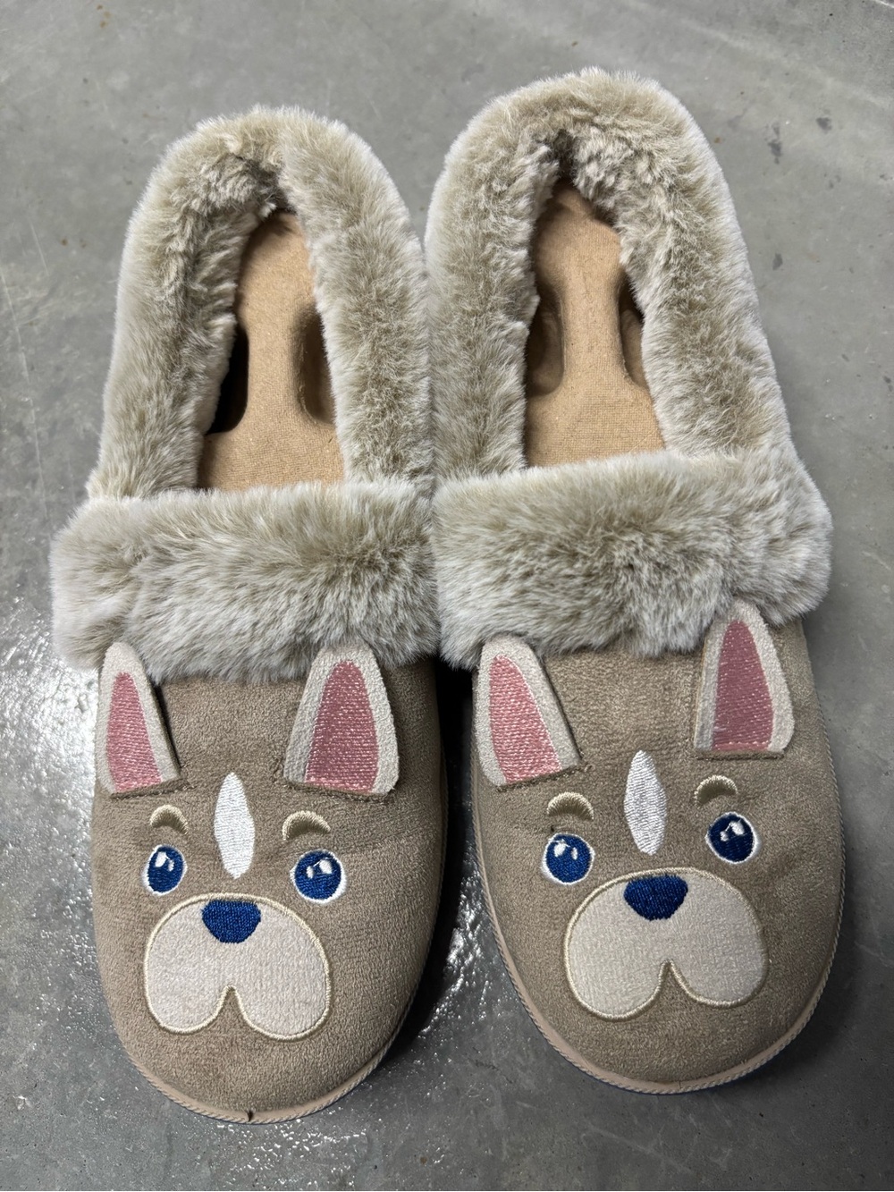 Bobs for Skechers Dog Slippers